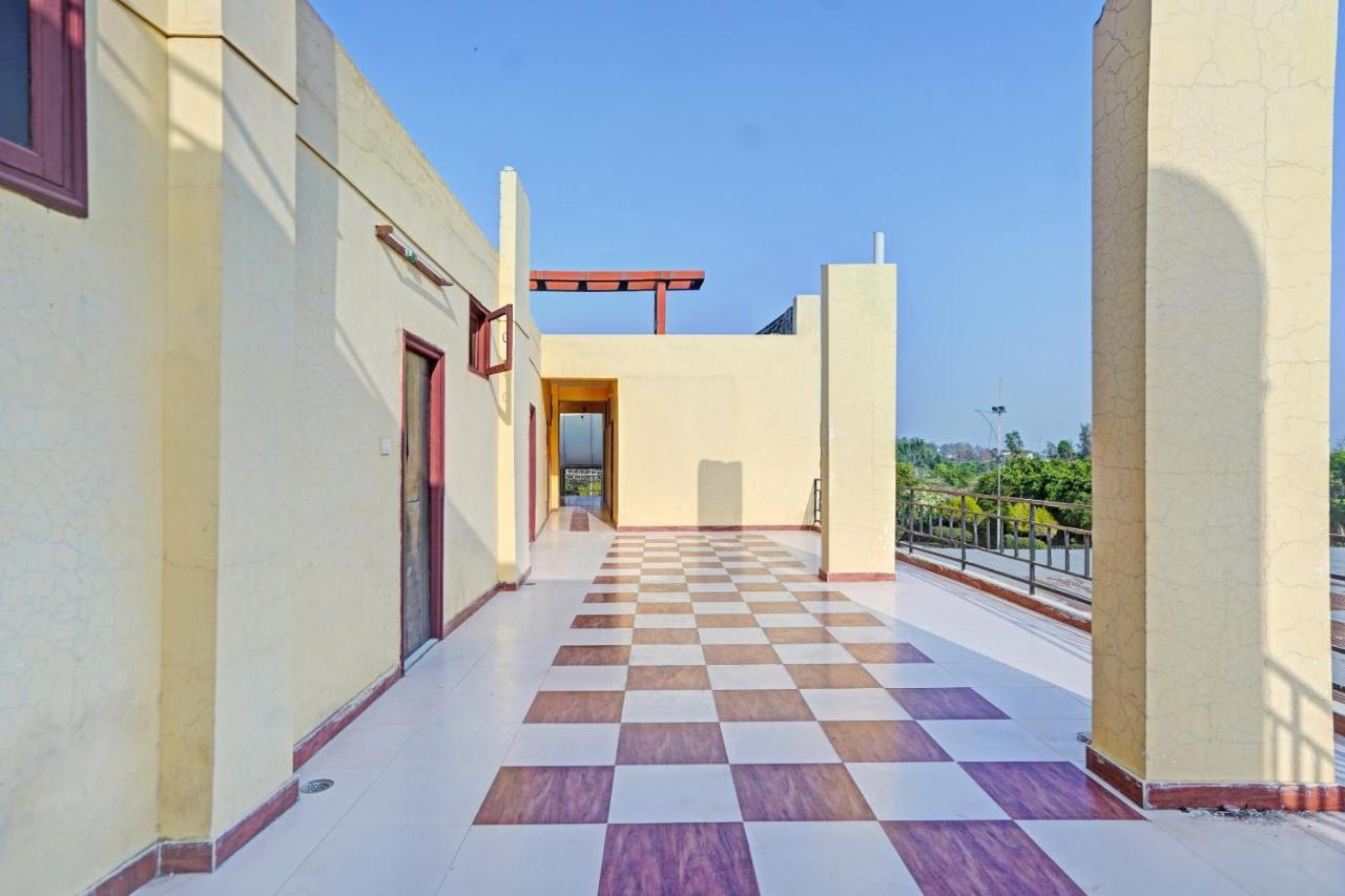 Hotel OYO 87701 Lucky Farm Shāhpur Exteriér fotografie